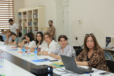 Gəncədə “Uğura doğru addımla - biznes fəaliyyəti təlimləri” layihəsi çərçivəsində təlim keçirilib