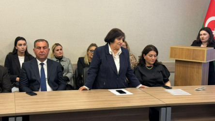 Gəncədə akademik Zərifə xanım Əliyevanın 103 illiyinə həsr olunmuş dəyirmi masa keçirilib