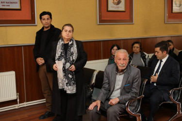 Niyazi Bayramov vətəndaşlarla növbəti səyyar görüş keçirib