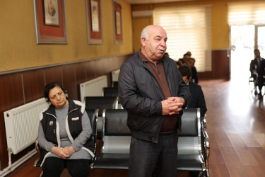Niyazi Bayramov vətəndaşlarla növbəti səyyar görüş keçirib
