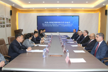 Gəncənin nümayəndə heyəti tərəfindən Çindao şəhərinin beynəlxalq dostluq xiyabanında ağac əkilib