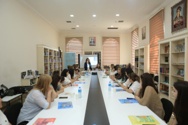 Gəncədə “Uğura doğru addımla - biznes fəaliyyəti təlimləri” layihəsi çərçivəsində təlim keçirilib