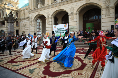 Gəncədə İlaxır çərşənbə və Novruz bayramı qeyd olunub