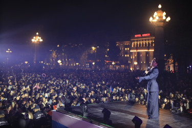 Gəncədə 8 Noyabr – Zəfər Gününə həsr olunmuş möhtəşəm konsert proqramı keçirilib
