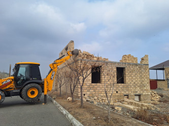 Gəncədə qeyri-qanuni tikintisi aparılan daha bir neçə yaşayış sahəsi aşkarlanıb