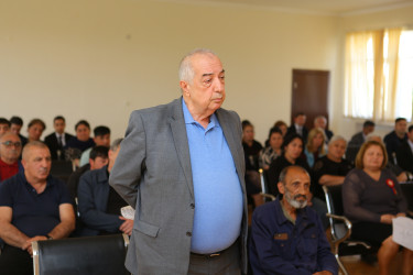 Niyazi Bayramov 3 nömrəli tam orta məktəbdə vətəndaşlarla görüş keçirib