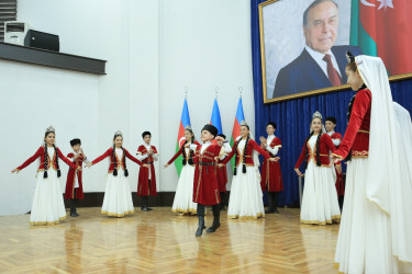 Gəncədə 8 Mart – Beynəlxalq Qadınlar Gününə həsr olunmuş bayram tədbiri keçirilib