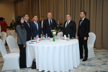 Gəncədə “Regionlarda əmək bazarı və gələcəyin bacarıqları: Peşə təhsili–sənaye tərəfdaşlığı” mövzusunda dəyirmi masa keçirilib