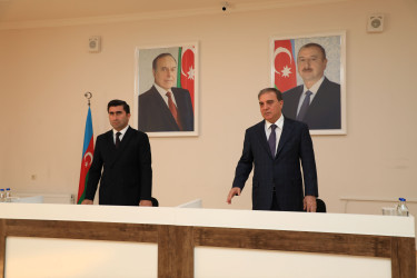 Niyazi Bayramov sakinlərin müraciətlərini dinləyib