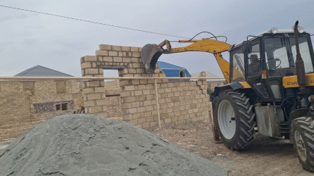 Gəncədə qanunsuz tikintilərə qarşı növbəti monitorinq keçirilib