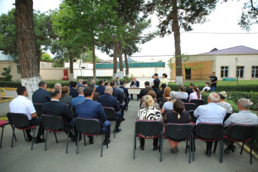 Niyazi Bayramov növbəti dəfə sakinlərlə görüşüb