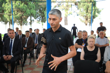Niyazi Bayramov növbəti dəfə vətəndaşlarla görüş keçirib
