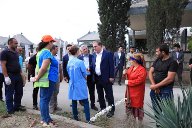 “İmamzadə” qəbirstanlığında iməcilik aksiyası təşkil olunub