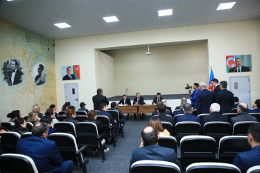 Niyazi Bayramov 37 nömrəli tam orta məktəbdə vətəndaşlarla qəbul keçirib