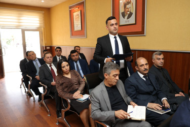 Niyazi Bayramov vətəndaşlarla növbəti səyyar görüş keçirib