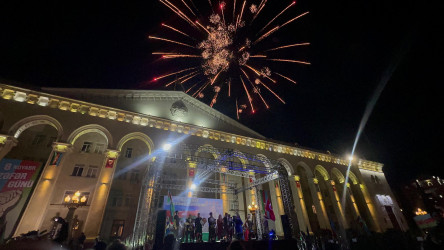 Gəncədə Zəfər Gününə həsr olunmuş möhtəşəm konsert proqramı keçirilib