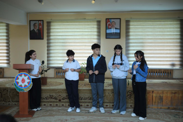 Şagirdlərlə “Rəqəmsal dünyada təhlükəsizlik” mövzusu müzakirə olunub