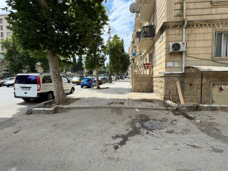 Şəhərdə qanunsuz küçə ticarətinə qarşı monitorinqlər davam etdirilir