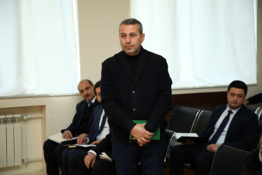 Niyazi Bayramov sakinlərin müraciətlərini dinləyib