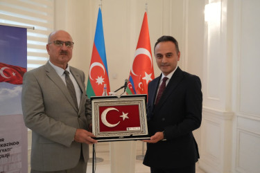 Gəncə şəhər Heydər Əliyev Mərkəzində “Türkiyə ədəbiyyatı” bölməsinin rəsmi açılış mərasimi keçirilib