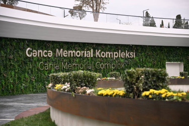 İlham Əliyev Gəncə Memorial Kompleksinin açılışında iştirak edib