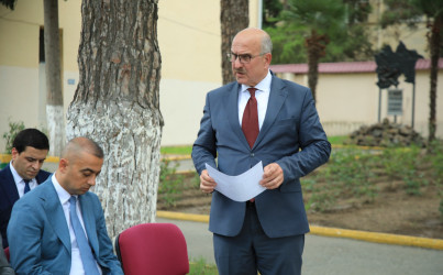 Niyazi Bayramov növbəti dəfə sakinlərlə görüşüb