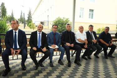 Gəncə Şəhər İcra Hakimiyyətinin başçısı Niyazi Bayramov şəhər sakinləri ilə növbəti dəfə səyyar görüş keçirib