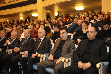 Gəncədə “Erisioni” Gürcüstan Dövlət Akademik Mahnı və Rəqs Ansamblının konsert proqramı keçirilib