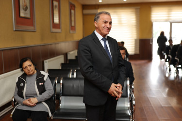 Niyazi Bayramov vətəndaşlarla növbəti səyyar görüş keçirib