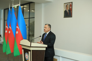 Gəncədə “Müasir Azərbaycan gəncliyi Ulu Öndər Heydər Əliyevin imzasıdır” adlı tədbir keçirilib