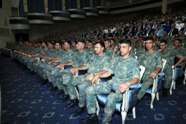 Gəncədə 26 İyun - Silahlı Qüvvələr Günü münasibətilə konsert proqramı təşkil olunub