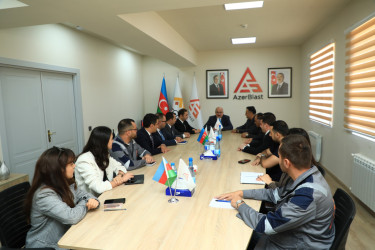 Gəncədə cəzaçəkmə müəssisələrindən azad edilmiş şəxslərin məşğulluğu və sosial reinteqrasiyası ilə bağlı maarifləndirici görüşlər keçirilib