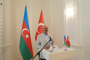 Gəncə şəhər Heydər Əliyev Mərkəzində “Türkiyə ədəbiyyatı” bölməsinin rəsmi açılış mərasimi keçirilib