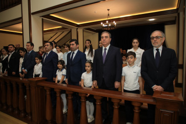 Gəncədə Ulu Öndər Heydər Əliyevin əziz xatirəsinə həsr olunmuş “İthaf” adlı konsert proqramı keçirilib