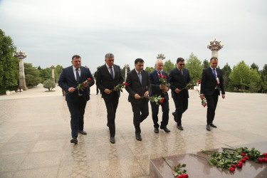 Azərbaycan Texnologiya Universitetinin Ümummilli Liderin anadan olmasının 100 illiyinə həsr edilmiş beynəlxalq elmi-praktik konfransı keçirilir