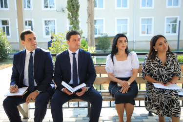 Gəncə Şəhər İcra Hakimiyyətinin başçısı Niyazi Bayramov növbəti dəfə vətəndaşlarla görüşüb