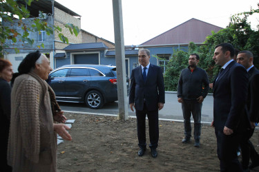 Niyazi Bayramov şəhərin bir sıra ərazilərində görülən abadlıq işlərinə baxış keçirib