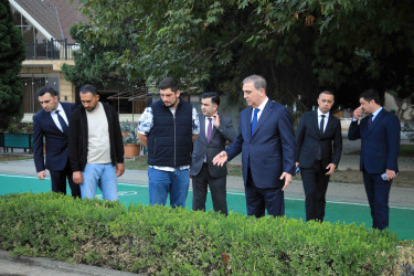 Niyazi Bayramov şəhərin bir sıra ərazilərində görülən abadlıq işlərinə baxış keçirib