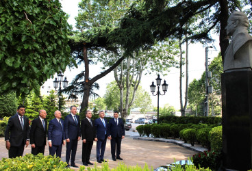 Niyazi Bayramov Tbilisidə keçirilən XVI Regional Dayanıqlı İnkişaf Forumunda iştirak edir