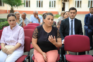 Niyazi Bayramov növbəti dəfə sakinlərlə görüşüb