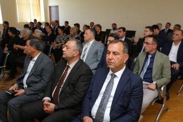 Niyazi Bayramov 3 nömrəli tam orta məktəbdə vətəndaşlarla görüş keçirib