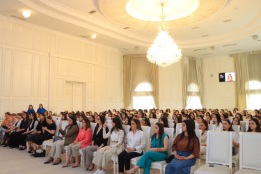 Gəncədə “Güclü cəmiyyətin zərif simaları” layihəsi çərçivəsində tədbir keçirilib