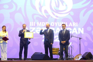 Gəncə 2025-ci il üçün MDB-nin İdman Paytaxtı titulunu təsdiqləyən sertifikatı qəbul edib