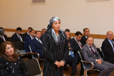 Niyazi Bayramov 41 nömrəli tam orta məktəbdə vətəndaşlarla görüşüb