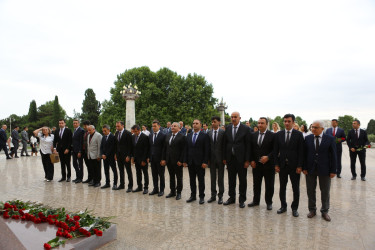 Niyazi Bayramov Aparatın əməkdaşlarını peşə bayramı münasibətilə təbrik edib