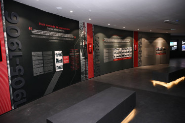 İlham Əliyev Gəncə Memorial Kompleksinin açılışında iştirak edib