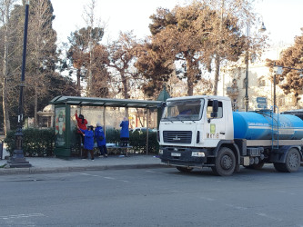 Gəncənin ərazisində təmizlik işləri mütəmadi olaraq davam edir