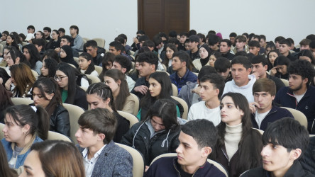 “Gəncənin mədəni irsini tanıyaq və qoruyaq” mövzusunda maarifləndirici  tədbir keçirilib