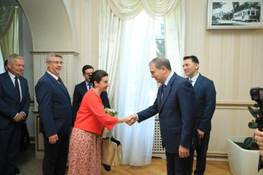 Niyazi Bayramov Avropa İttifaqının Azərbaycandakı səfiri və üzv dövlətlərin diplomatları ilə rəsmi görüş keçirib