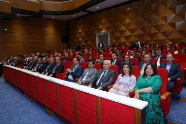 Gəncədə Özbəkistanın Azərbaycandakı Fəxri Konsulluğu tərəfindən “Sevənlərindir dünya” adlı tamaşa təşkil olunub